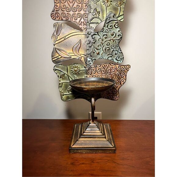 Elegant Metal Leaf Candle Holder - Picture 2 of 9